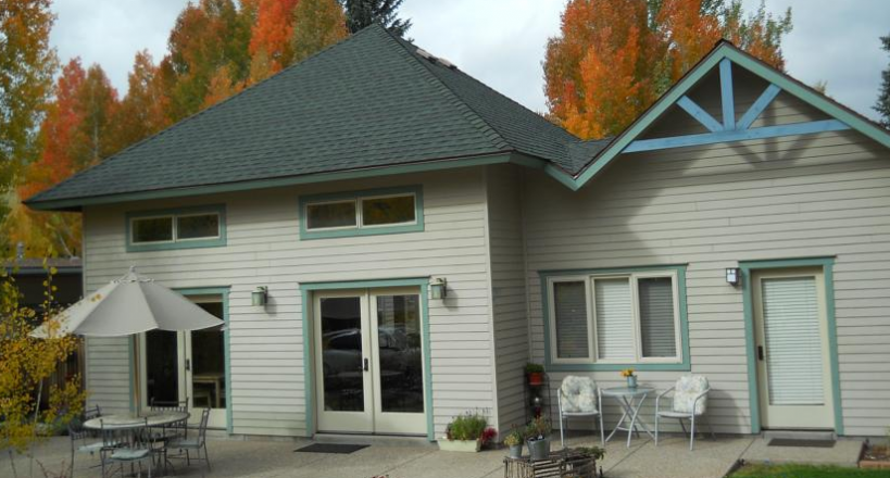 Conifer House Bed and Breakfast Inn